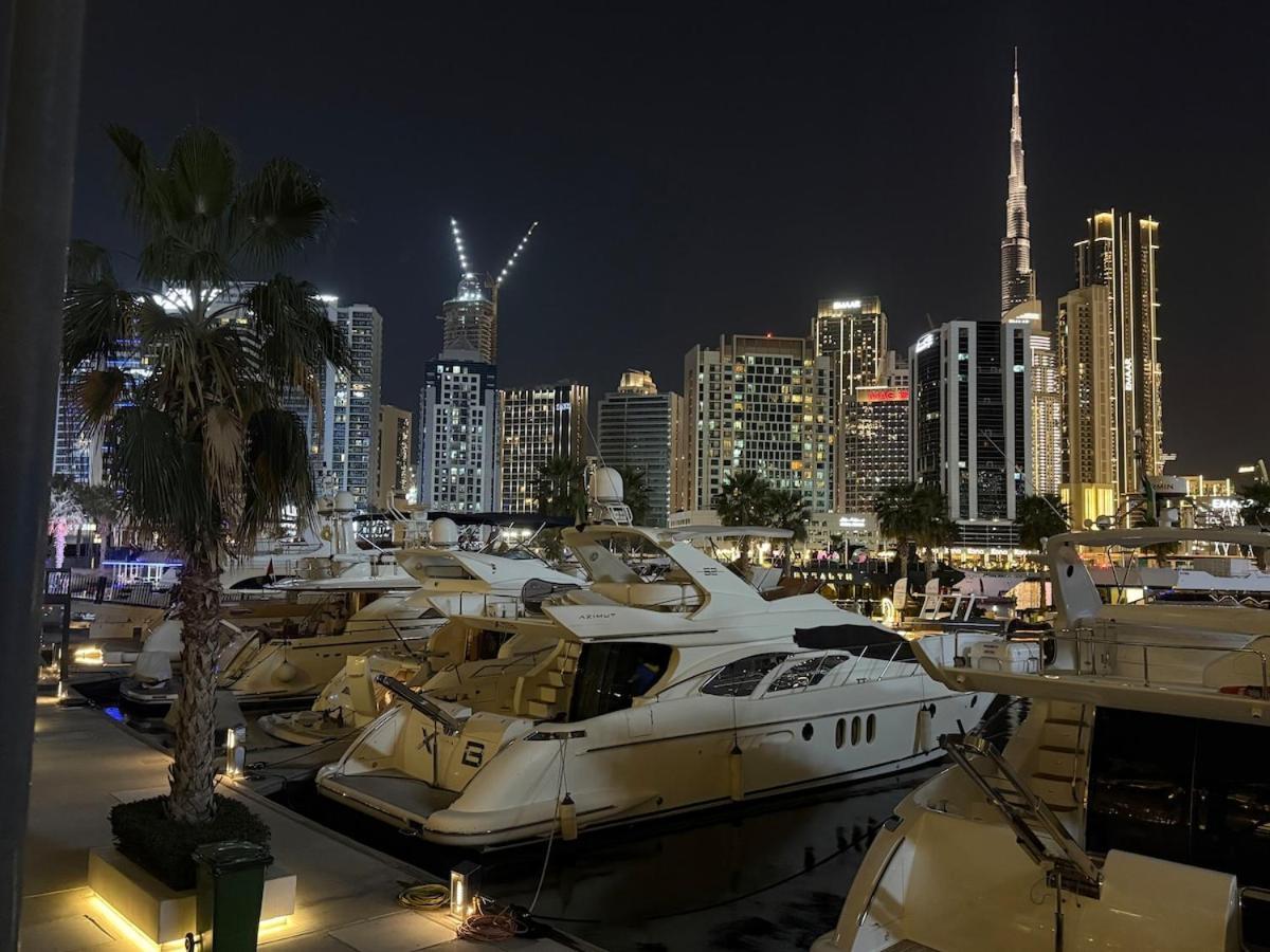 Elegant & Luxury 2Br Apartment Burj And Canal View Sabkhah المظهر الخارجي الصورة